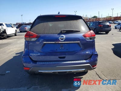 Zdjęcie 6 z 13 samochodu: 2018 NISSAN ROGUE SV VIN:KNMAT2MT7JP593988 - miniatura