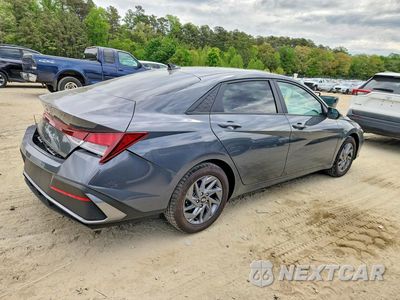 Trzecie zdjęcie samochodu z tyłu: 2024 HYUNDAI ELANTRA SEL VIN:KMHLM4DG7RU694655 - miniatura