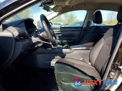 Zdjęcie 7 z 12 samochodu: 2023 NISSAN SENTRA SV VIN:3N1AB8CV4PY282795 - miniatura