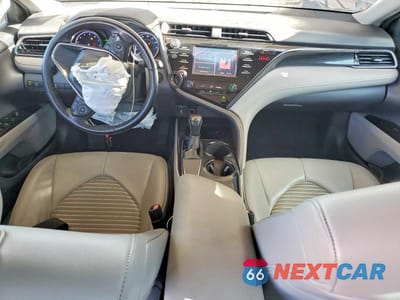 Zdjęcie 8 z 12 samochodu: 2019 TOYOTA CAMRY SE VIN:4T1B11HK1KU276177 - miniatura