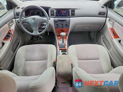 Zdjęcie 8 z 12 samochodu: 2007 TOYOTA COROLLA LE VIN:1NXBR32E07Z930004 - miniatura