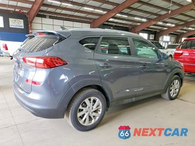 Trzecie zdjęcie samochodu z tyłu: 2019 HYUNDAI TUCSON VALUE VIN:KM8J3CA43KU074289 - miniatura