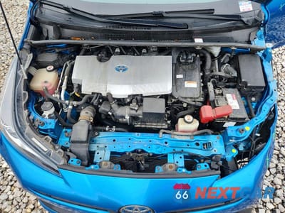Zdjęcie 12 z 14 samochodu: 2019 TOYOTA PRIUS XLE AWD-E VIN:JTDL9RFU1K3002049 - miniatura