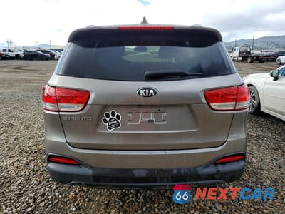 Zdjęcie 6 z 12 samochodu: 2016 KIA SORENTO LX VIN:5XYPGDA37GG026626 - miniatura