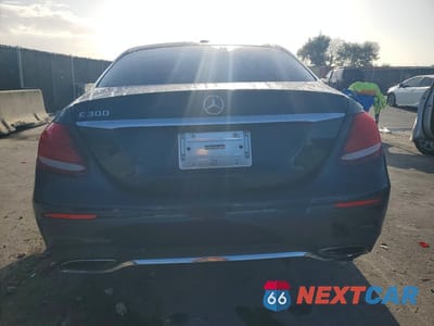 Zdjęcie 6 z 11 samochodu: 2017 MERCEDES-BENZ E 300 VIN:WDDZF4JB3HA181765 - miniatura