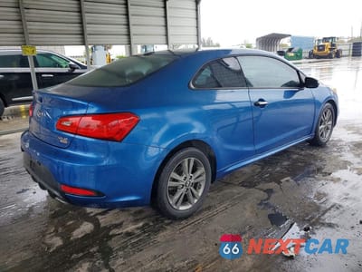 Trzecie zdjęcie samochodu z tyłu: 2014 KIA FORTE KOUP SX VIN:KNAFZ6A32E5248091 - miniatura