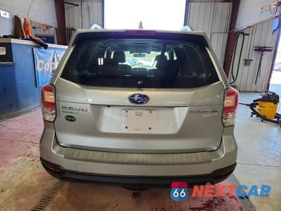 Zdjęcie 6 z 12 samochodu: 2017 SUBARU FORESTER 2.5I PREMIUM VIN:JF2SJAGC1HH582748 - miniatura