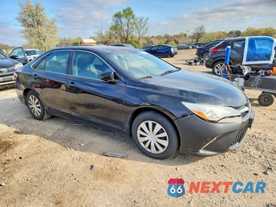 Czwarte zdjęcie samochodu z boku: 2015 TOYOTA CAMRY HYBRID LE VIN:4T1BD1FK4FU153120 - miniatura