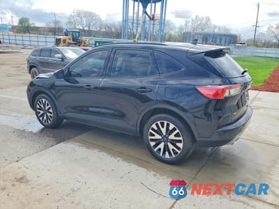 Drugie zdjęcie samochodu z przodu: 2020 FORD ESCAPE AWD HYBRID SE SPORT VIN:1FMCU9BZ9LUC47575 - miniatura