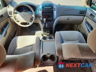 Zdjęcie 8 z 12 samochodu: 2006 TOYOTA SIENNA LE 7 PASSENGER VIN:5TDZA23C76S551716 - miniatura