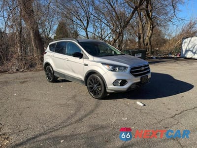 2019 FORD ESCAPE SE 1FMCU9GD8KUB73559 - główne zdjęcie licytacji z USA - miniatura