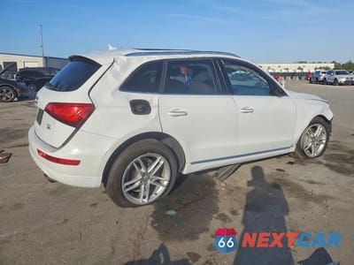 Trzecie zdjęcie samochodu z tyłu: 2017 AUDI Q5 PREMIUM VIN:WA1C2AFP1HA073265 - miniatura