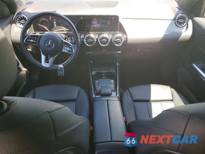 Zdjęcie 8 z 13 samochodu: 2021 MERCEDES-BENZ GLA 250 4MATIC VIN:W1N4N4HB8MJ241216 - miniatura