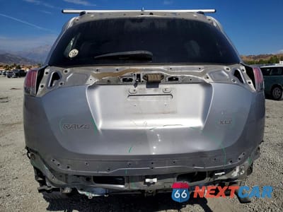 Zdjęcie 6 z 14 samochodu: 2016 TOYOTA RAV4 XLE VIN:2T3WFREV7GW271905 - miniatura