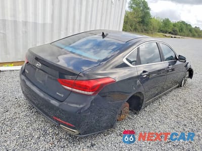 Trzecie zdjęcie samochodu z tyłu: 2015 HYUNDAI GENESIS 3.8L VIN:KMHGN4JE7FU086034 - miniatura