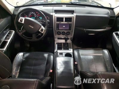 Zdjęcie 8 z 13 samochodu: 2010 JEEP LIBERTY LIMITED VIN:1J4PN5GK3AW150858 - miniatura