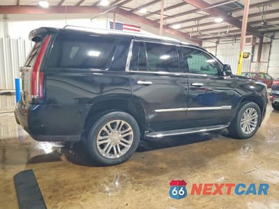 Trzecie zdjęcie samochodu z tyłu: 2017 CADILLAC ESCALADE VIN:1GYS3AKJXHR303204 - miniatura
