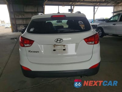 Zdjęcie 6 z 11 samochodu: 2015 HYUNDAI TUCSON SE VIN:KM8JU3AG0FU080838 - miniatura
