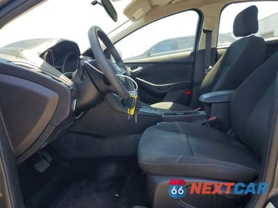 Zdjęcie 7 z 12 samochodu: 2017 FORD FOCUS SE VIN:1FADP3F2XHL289430 - miniatura