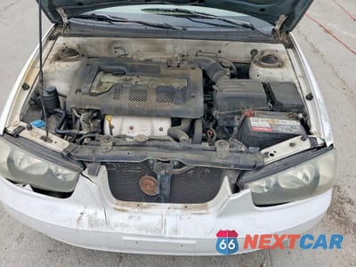 Zdjęcie 11 z 12 samochodu: 2001 HYUNDAI ELANTRA GLS VIN:KMHDN45D51U235215 - miniatura