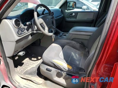 Zdjęcie 7 z 12 samochodu: 2004 FORD EXPEDITION XLT VIN:1FMPU16L74LB12028 - miniatura