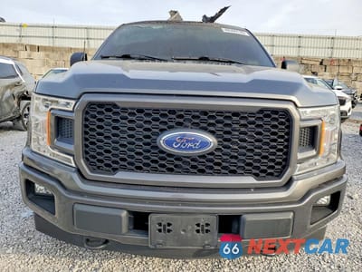 Piąte zdjęcie samochodu w środku: 2018 FORD F150 SUPERCREW VIN:1FTEW1EP1JFB23028 - miniatura