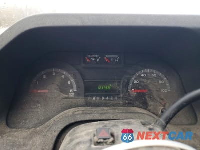 Zdjęcie 9 z 13 samochodu: 2017 FORD ECONOLINE E350 SUPER DUTY CUTAWAY VAN VIN:1FDWE3F66HDC46494 - miniatura