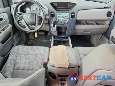 Zdjęcie 8 z 13 samochodu: 2011 HONDA PILOT EX VIN:5FNYF4H40BB011908 - miniatura
