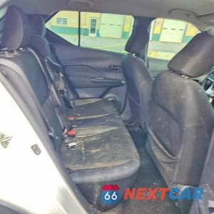 Zdjęcie 10 z 12 samochodu: 2019 NISSAN KICKS S VIN:3N1CP5CU2KL471158 - miniatura