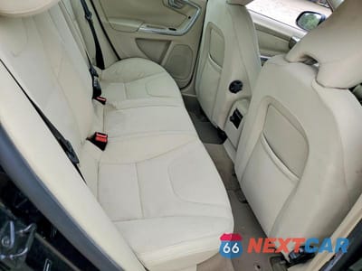 Zdjęcie 10 z 12 samochodu: 2013 VOLVO S60 T5 VIN:YV1612FS0D2222635 - miniatura