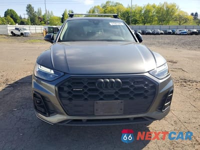 Piąte zdjęcie samochodu w środku: 2022 AUDI Q5 PREMIUM PLUS 45 VIN:WA1EAAFY5N2067687 - miniatura