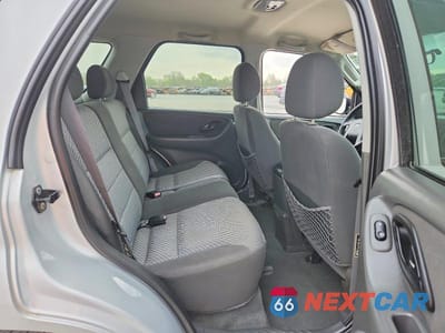 Zdjęcie 11 z 13 samochodu: 2003 FORD ESCAPE XLT VIN:1FMYU03103KB87000 - miniatura