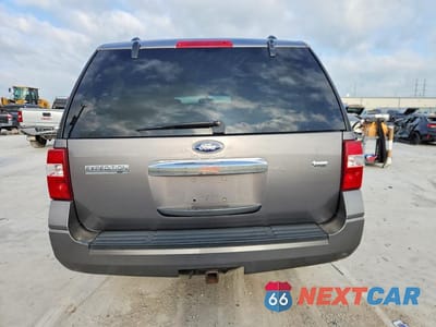 Zdjęcie 6 z 13 samochodu: 2010 FORD EXPEDITION XLT VIN:1FMJU1F58AEB71998 - miniatura