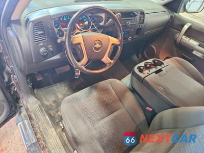 Zdjęcie 8 z 12 samochodu: 2008 CHEVROLET SILVERADO C1500 VIN:2GCEC19J181193628 - miniatura