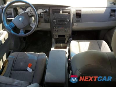 Zdjęcie 8 z 13 samochodu: 2006 DODGE DURANGO SXT VIN:1D4HB38P66F186006 - miniatura