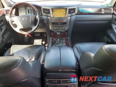 Zdjęcie 8 z 13 samochodu: 2011 LEXUS LX 570 VIN:JTJHY7AX9B4082268 - miniatura
