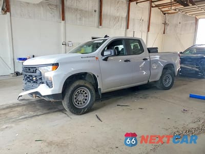 2023 CHEVROLET SILVERADO K1500 1GCRDAED0PZ109108 - główne zdjęcie licytacji z USA - miniatura