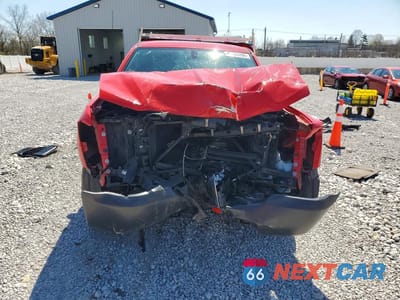 Piąte zdjęcie samochodu w środku: 2018 CHEVROLET SILVERADO K1500 UTILITY / SERVICE TRUCK VIN:1GCNKNECXJZ242422 - miniatura