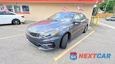 Drugie zdjęcie samochodu z przodu: 2020 KIA OPTIMA LX VIN:5XXGT4L30LG413221 - miniatura