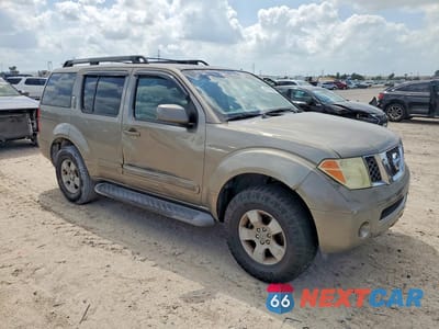 Czwarte zdjęcie samochodu z boku: 2006 NISS PATHFINDER VIN:5N1AR18U76C639454 - miniatura