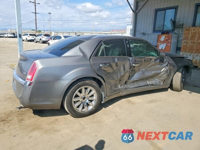Trzecie zdjęcie samochodu z tyłu: 2011 CHRYSLER 300 LIMITED VIN:2C3CA5CG9BH557945 - miniatura