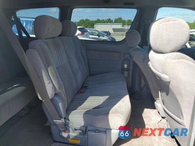 Zdjęcie 10 z 11 samochodu: 2002 TOYOTA SIENNA CE VIN:4T3ZF19C02U433812 - miniatura