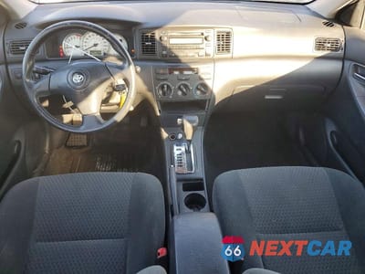 Zdjęcie 8 z 11 samochodu: 2006 TOYOTA COROLLA S VIN:2T1BR30E26C686617 - miniatura