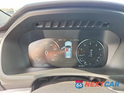 Zdjęcie 9 z 13 samochodu: 2016 VOLVO XC90 T5 VIN:YV4102XK8G1076073 - miniatura