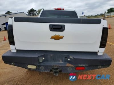 Zdjęcie 6 z 12 samochodu: 2014 CHEVROLET SILVERADO K2500 HEAVY DUTY LT VIN:1GC1KXE8XEF161420 - miniatura