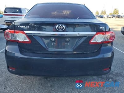 Zdjęcie 6 z 11 samochodu: 2013 TOYOTA COROLLA LE VIN:2T1BU4EE3DC016813 - miniatura