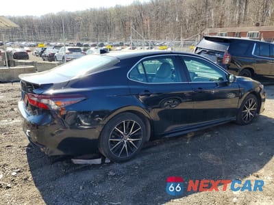Trzecie zdjęcie samochodu z tyłu: 2022 TOYOTA CAMRY SE VIN:4T1G11AK9NU679425 - miniatura