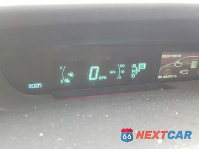 Zdjęcie 9 z 12 samochodu: 2013 TOYOTA PRIUS C FOUR VIN:JTDKN3DUXD0355031 - miniatura