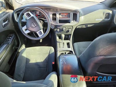 Zdjęcie 8 z 12 samochodu: 2011 DODGE CHARGER VIN:2B3CL3CGXBH556122 - miniatura