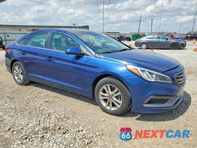 Czwarte zdjęcie samochodu z boku: 2016 HYUNDAI SONATA SE VIN:5NPE24AF3GH330156 - miniatura